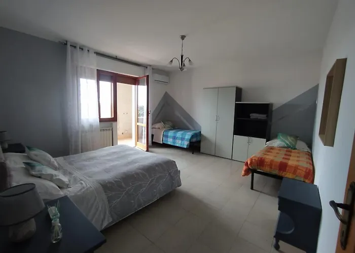 Il Giardino Degli Ulivi House *